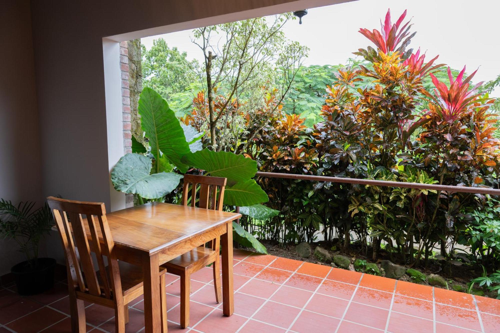 The Golden Frog Inn El Valle de Anton المظهر الخارجي الصورة