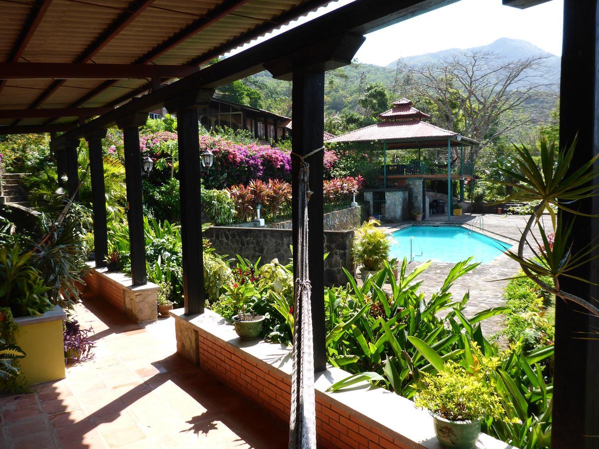 The Golden Frog Inn El Valle de Anton المظهر الخارجي الصورة